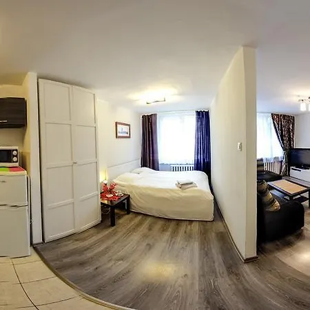Spodek Apartment